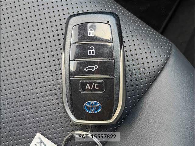 Toyota RAV4 PHV 2021-01 4979917-8