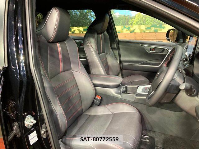 Toyota RAV4 PHV 2025-05 4979887-8