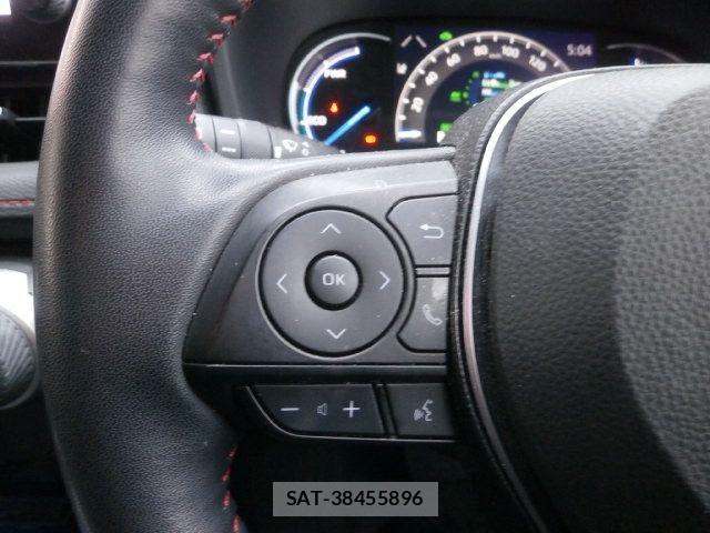 Toyota RAV4 PHV 2021-06 5876882-9