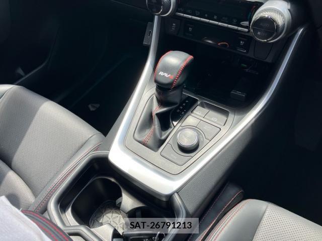 Toyota RAV4 PHV 2021-09 6277212-18