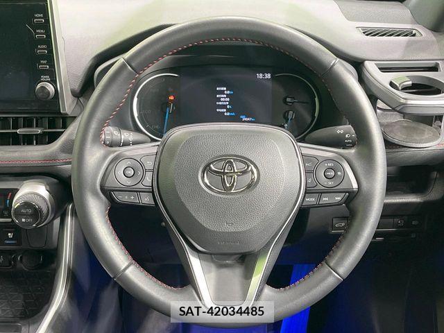 Toyota RAV4 PHV 2022-03 6272701-10