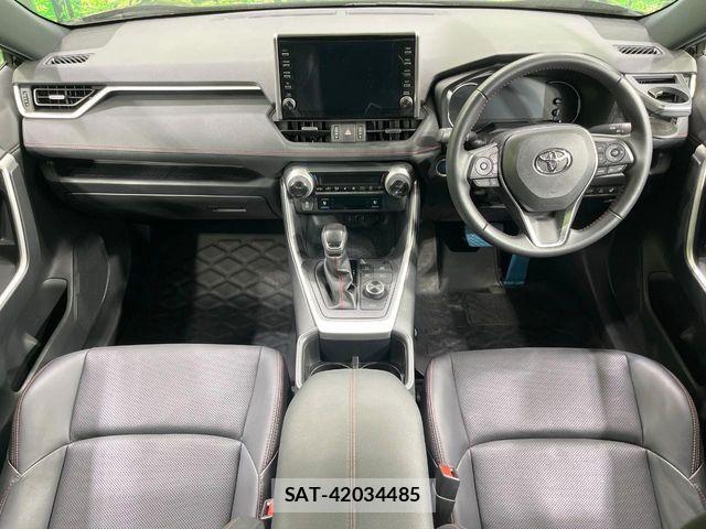 Toyota RAV4 PHV 2022-03 6272701-1