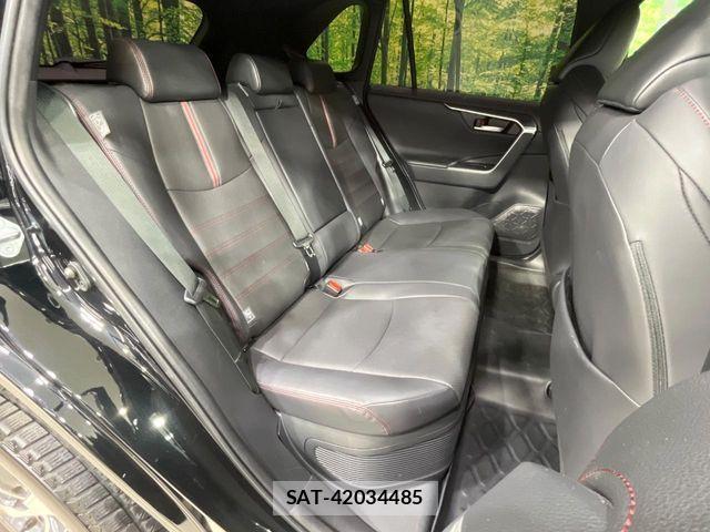 Toyota RAV4 PHV 2022-03 6272701-8