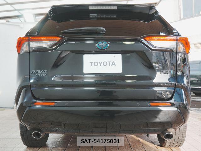 Toyota RAV4 PHV 2021-05 6642328-9