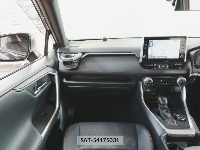 Toyota RAV4 PHV 2021-05 6642328-16