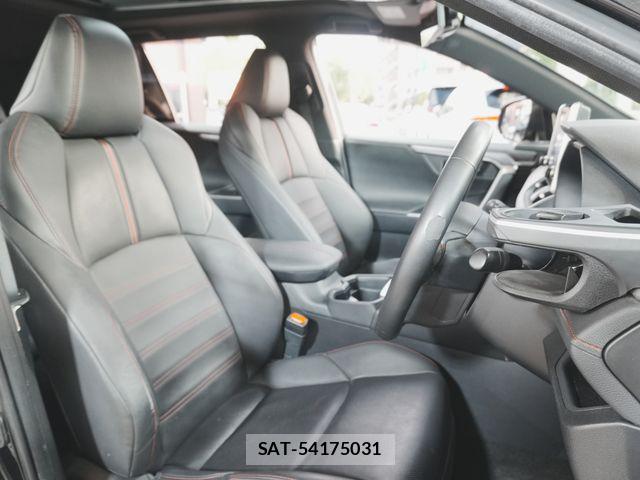 Toyota RAV4 PHV 2021-05 6642328-17
