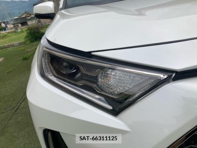 Toyota RAV4 PHV 2021-08 6997694-14