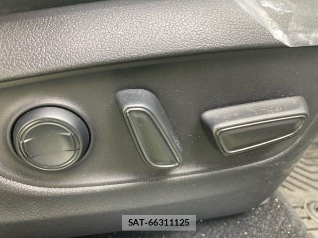 Toyota RAV4 PHV 2021-08 6997694-15