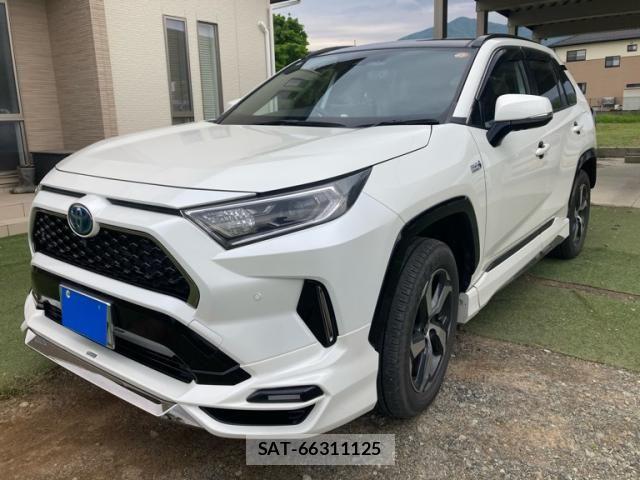 Toyota RAV4 PHV 2021-08 6997694-1