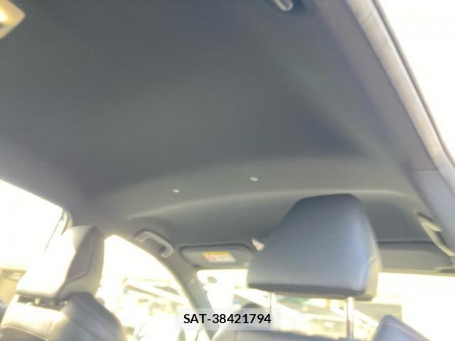 Toyota RAV4 PHV 2022-03 6997695-12