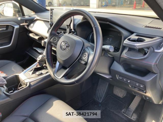 Toyota RAV4 PHV 2022-03 6997695-13