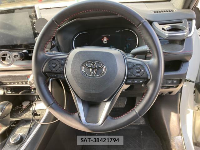 Toyota RAV4 PHV 2022-03 6997695-17