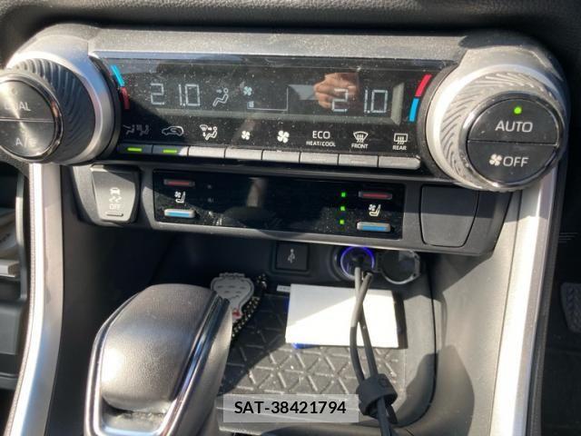Toyota RAV4 PHV 2022-03 6997695-25