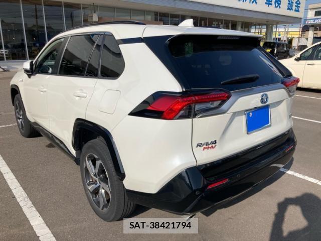 Toyota RAV4 PHV 2022-03 6997695-3
