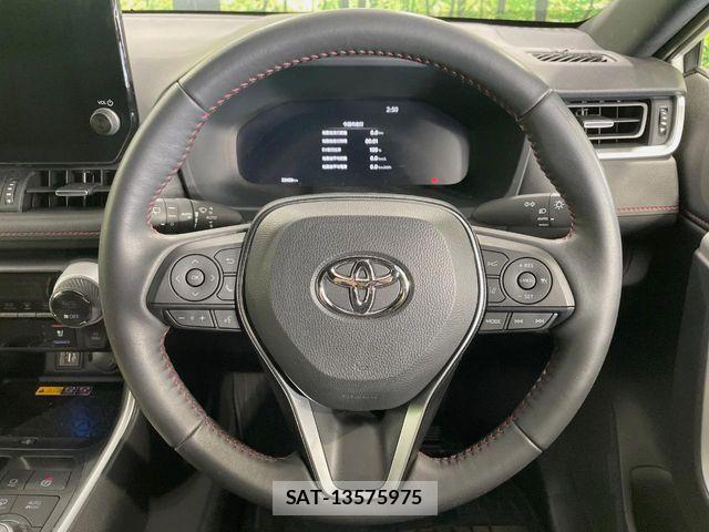 Toyota RAV4 PHV 2024-08 7060439-10