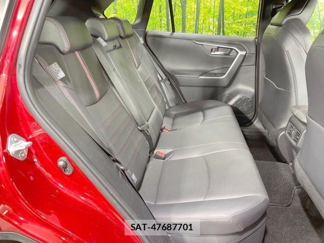 Toyota RAV4 PHV 2021-05 7252115-9