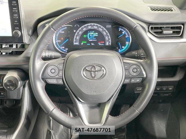Toyota RAV4 PHV 2021-05 7252115-11