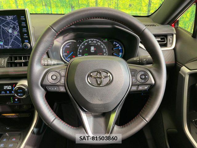 Toyota RAV4 PHV 2021-08 7272817-9