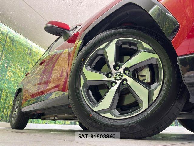 Toyota RAV4 PHV 2021-08 7272817-11