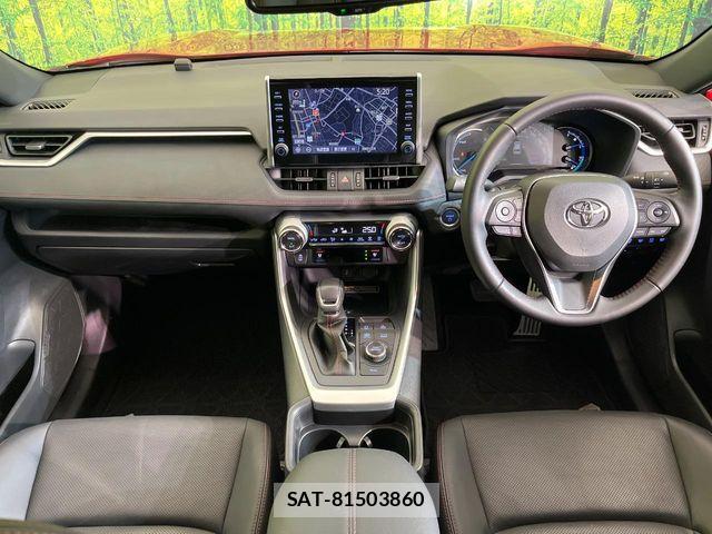 Toyota RAV4 PHV 2021-08 7272817-1