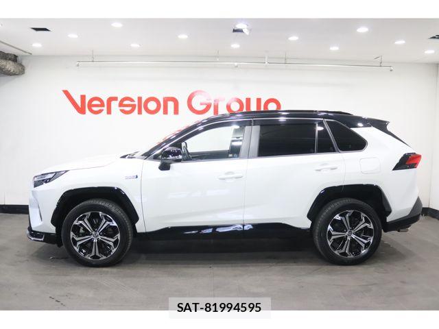 Toyota RAV4 PHV 2022-04 7329695-2