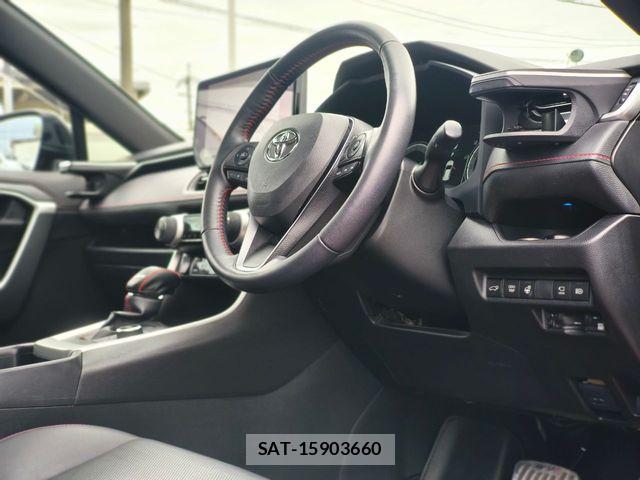 Toyota RAV4 PHV 2023-02 7393852-9