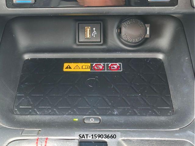 Toyota RAV4 PHV 2023-02 7393852-13