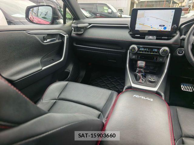 Toyota RAV4 PHV 2023-02 7393852-8