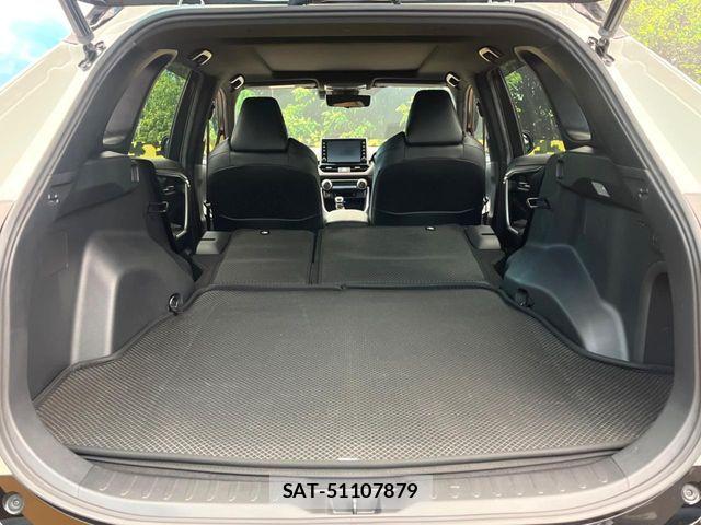 Toyota RAV4 PHV 2021-09 7502574-9
