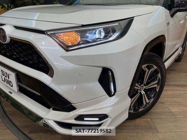 Toyota RAV4 PHV 2021-04 7619536-13