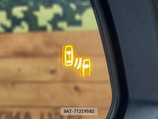 Toyota RAV4 PHV 2021-04 7619536-6
