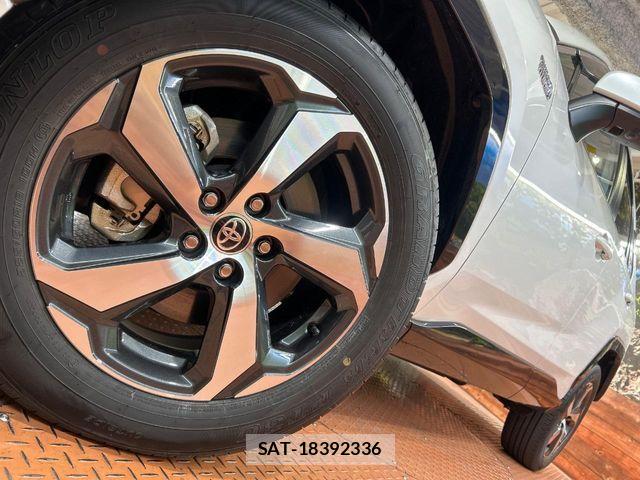 Toyota RAV4 PHV 2024-04 7619533-12