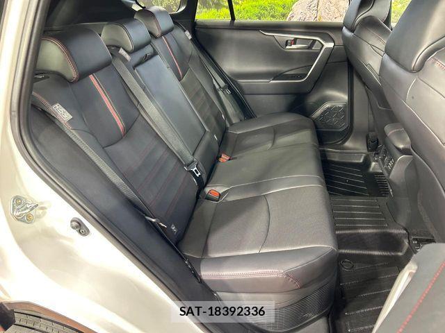 Toyota RAV4 PHV 2024-04 7619533-8