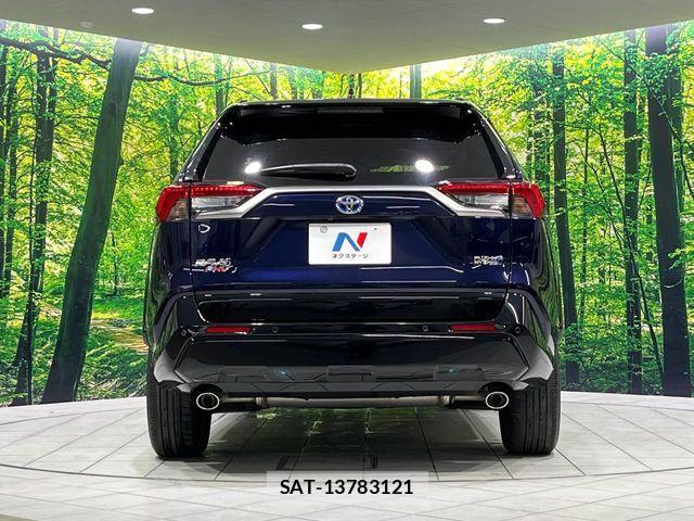 Toyota RAV4 PHV 2021-06 7727845-15