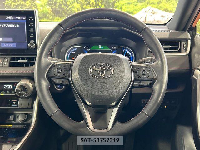 Toyota RAV4 PHV 2021-11 7727844-10
