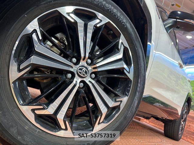 Toyota RAV4 PHV 2021-11 7727844-12