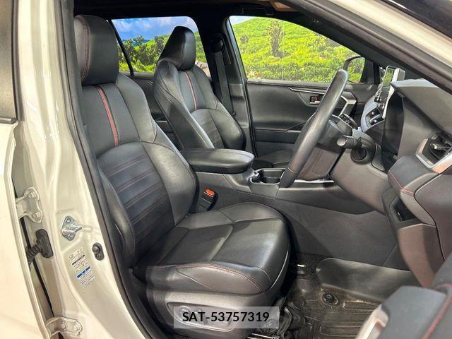 Toyota RAV4 PHV 2021-11 7727844-7