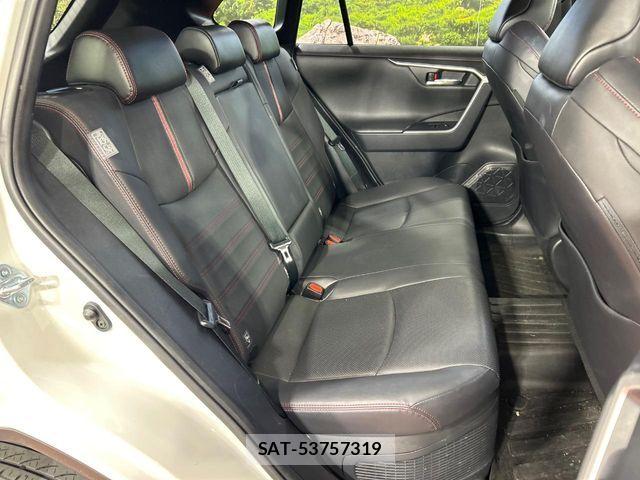 Toyota RAV4 PHV 2021-11 7727844-8
