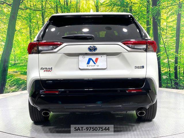 Toyota RAV4 PHV 2021-10 7788702-16