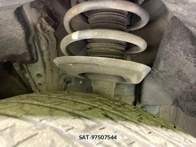 Toyota RAV4 PHV 2021-10 7788702-19