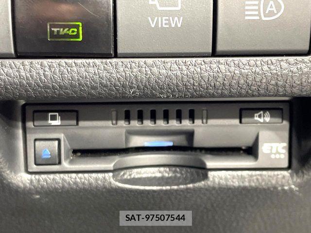 Toyota RAV4 PHV 2021-10 7788702-5