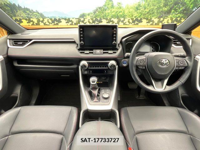 Toyota RAV4 PHV 2022-04 7788703-1