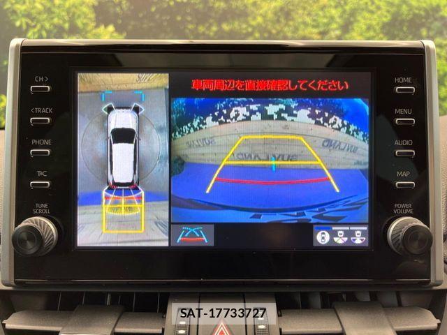 Toyota RAV4 PHV 2022-04 7788703-4