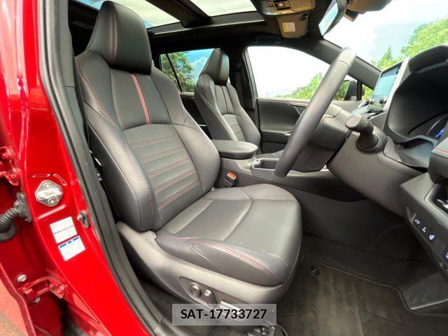 Toyota RAV4 PHV 2022-04 7788703-7