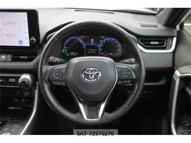 Toyota RAV4 PHV 2023-02 7903305-22