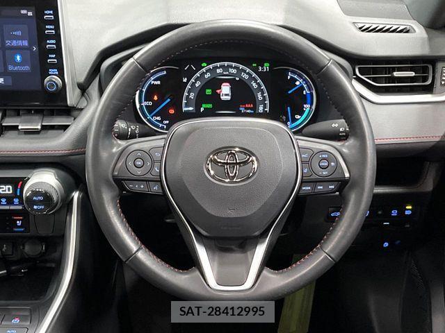 Toyota RAV4 PHV 2022-04 7980828-13