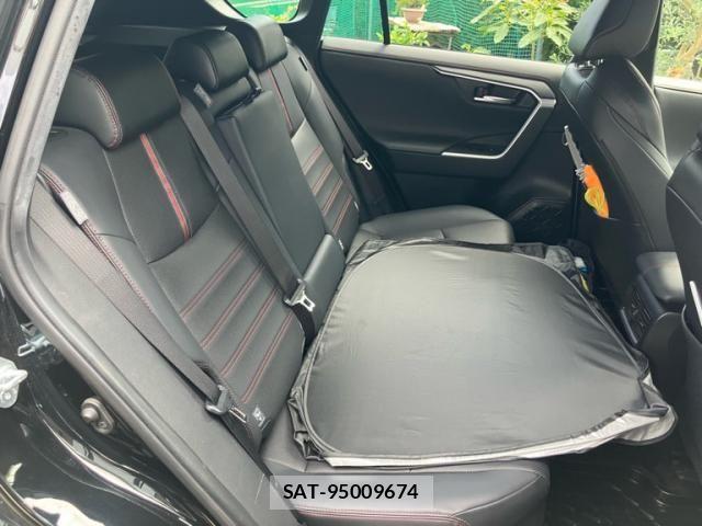 Toyota RAV4 PHV 2020-10 8037901-18