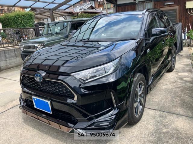 Toyota RAV4 PHV 2020-10 8037901-1