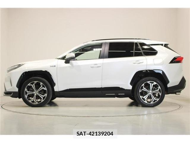 Toyota RAV4 PHV 2023-08 8075329-8