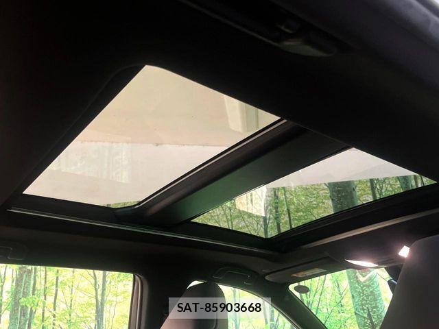 Toyota RAV4 PHV 2023-05 8101559-2
